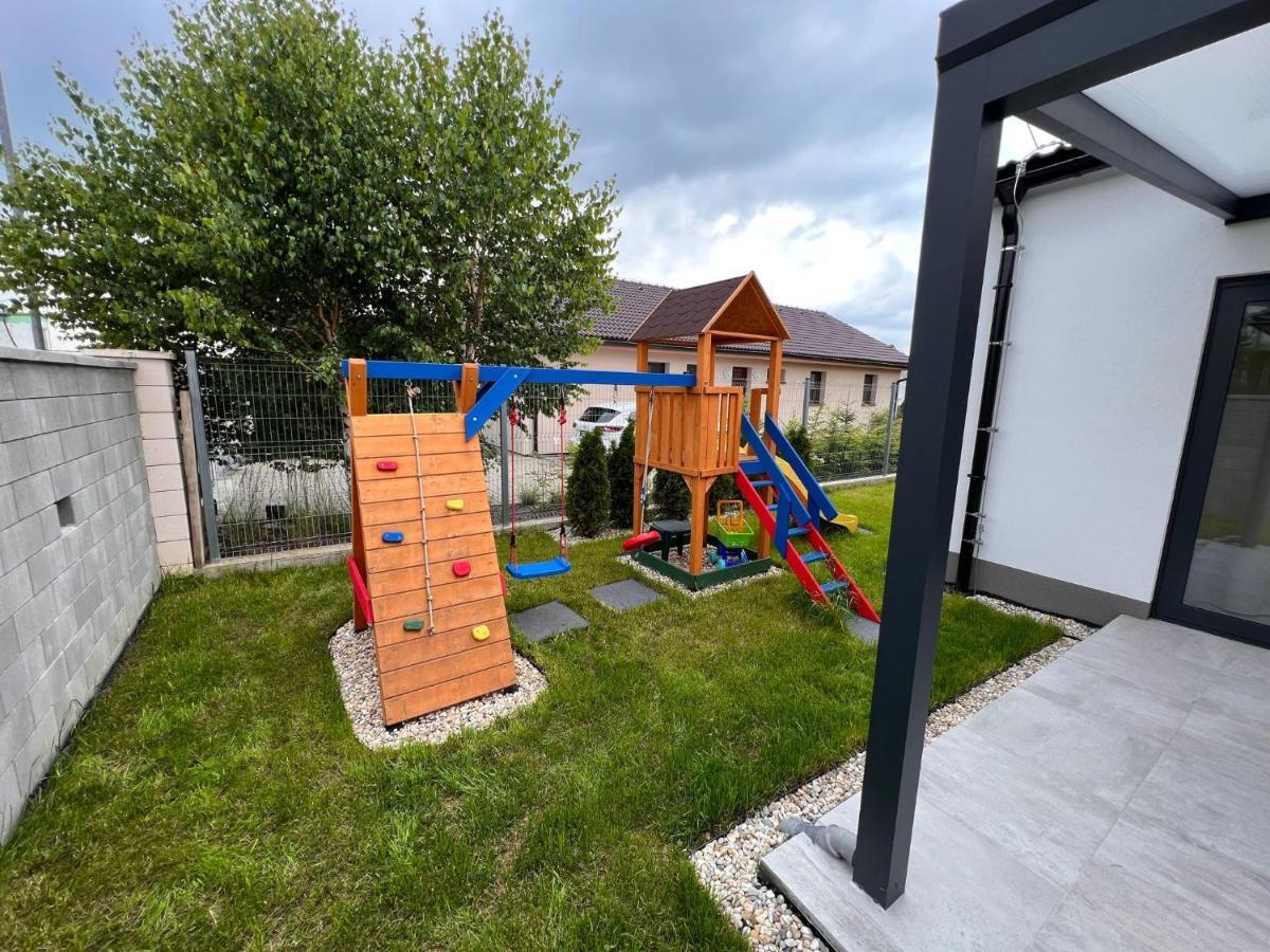 Apartment House Tatras Liptovsky Mikulas Exterior photo